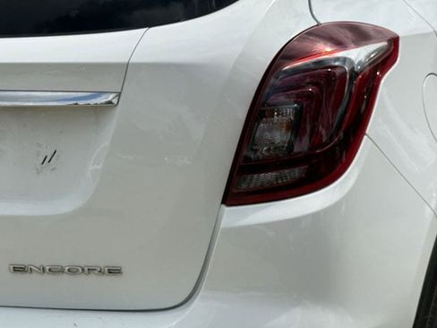 Used 2019 Buick Encore Preferred FWD image 6