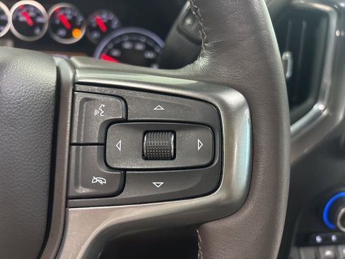 Used 2022 Chevrolet Silverado 1500 LTZ AWD/4WD image 18