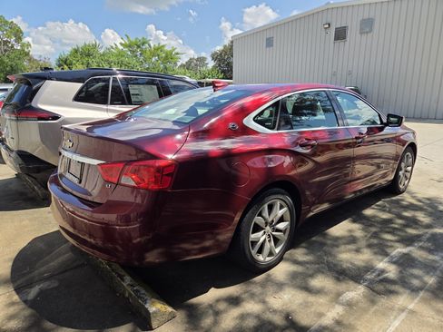 Used 2017 Chevrolet Impala LT w/ Convenience Package FWD image 3