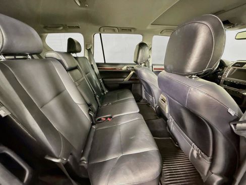 Used 2017 Lexus GX 460 Premium w/ Premium Package AWD/4WD image 43