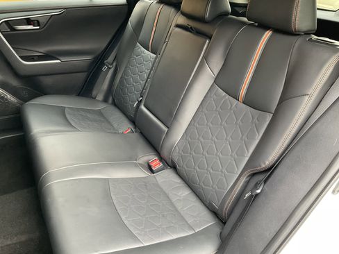 Used 2024 Toyota RAV4 Adventure image 34