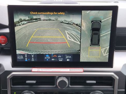 New 2026 Toyota 4Runner TRD Off-Road Premium AWD/4WD image 17