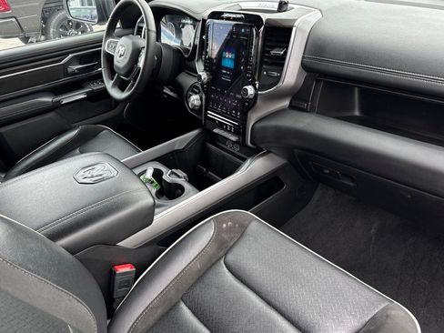 Used 2025 RAM 1500 Laramie AWD/4WD image 18