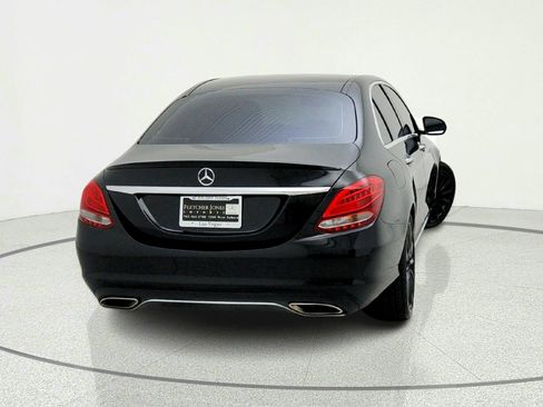 Used 2018 Mercedes-Benz C 300 Sedan image 10