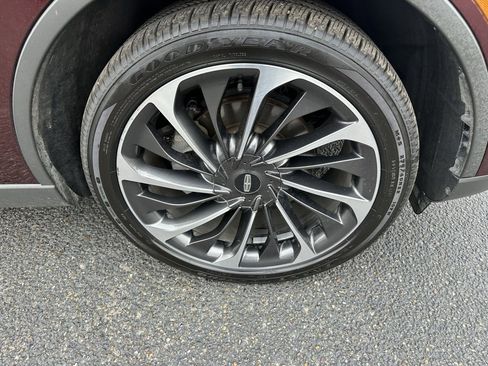 Certified 2022 Lincoln Aviator Reserve w/ Equipment Group 201A image 25