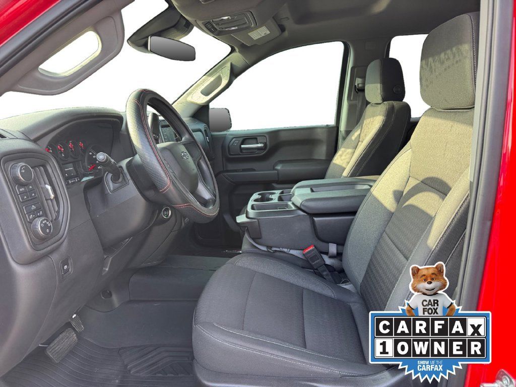Used 2025 Chevrolet Silverado 1500 Custom Trail Boss AWD/4WD image 11
