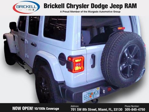 Used 2022 Jeep Wrangler Unlimited Sahara image 27