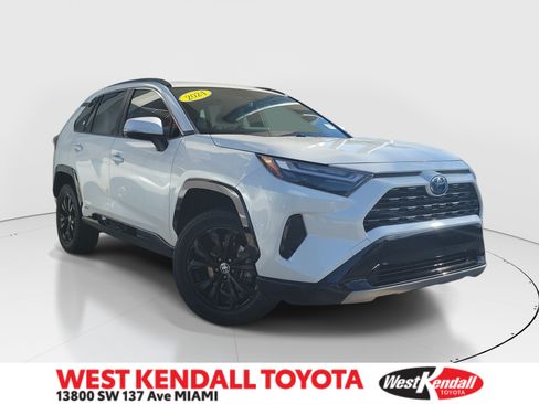 Certified 2024 Toyota RAV4 SE AWD/4WD image 1