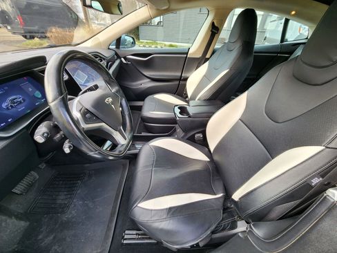 Used 2015 Tesla Model S 85D image 9