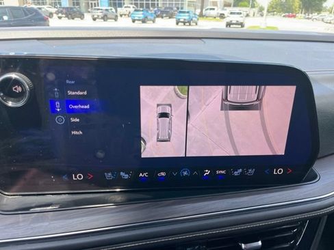 Used 2025 Chevrolet Tahoe Premier RWD image 25