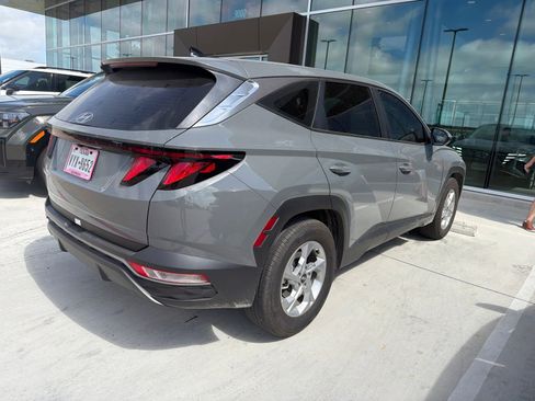 Used 2024 Hyundai Tucson SE FWD image 4