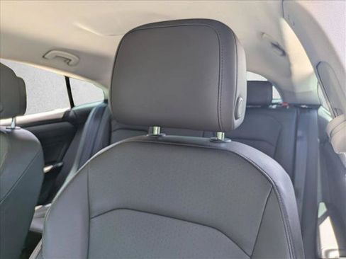 Used 2019 Volkswagen Arteon SE FWD image 14