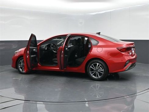 Used 2024 Kia Forte LXS image 63