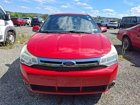 Used 2008 Ford Focus SES FWD image 2