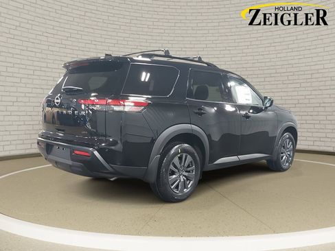 New 2026 Nissan Pathfinder SV AWD/4WD image 5