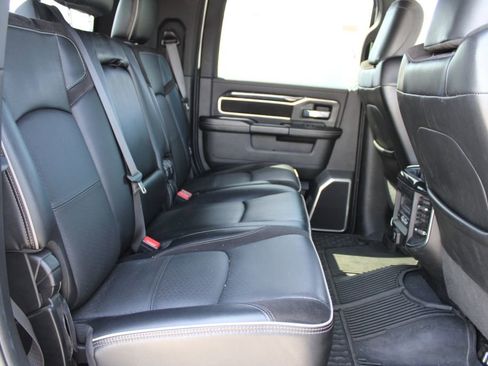Used 2020 RAM 2500 Laramie image 10