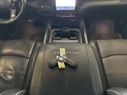 Used 2022 RAM 2500 Limited w/ Night Edition AWD/4WD image 21
