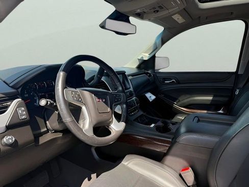 Used 2019 GMC Yukon SLT image 15