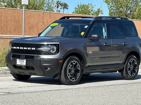 Used 2025 Ford Bronco Sport Outer Banks w/ Outer Banks Tech Package+ AWD/4WD image 8