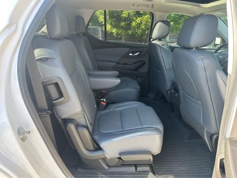 Used 2018 Chevrolet Traverse Premier AWD/4WD image 26