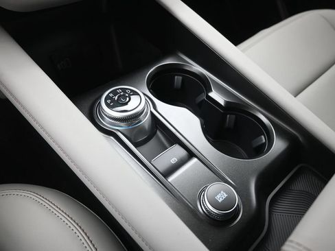 New 2026 Ford Explorer Active w/ Active Comfort Package RWD image 30