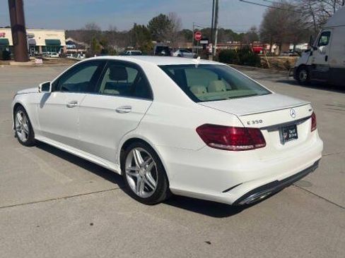 Used 2014 Mercedes-Benz E 350 4MATIC Sedan image 16