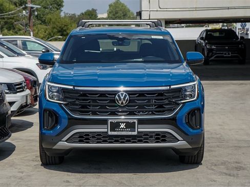 New 2026 Volkswagen Atlas Cross Sport SE image 4
