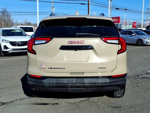 Certified 2023 GMC Terrain SLT w/ Elevation Edition image 4