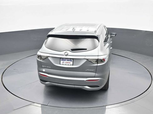 Used 2024 Buick Enclave Avenir AWD/4WD image 38