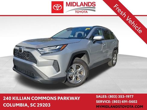 Used 2024 Toyota RAV4 XLE image 1