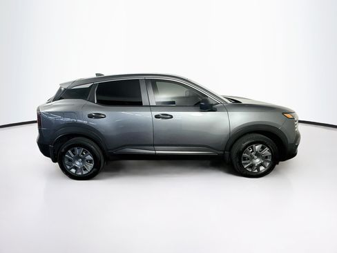 Used 2025 Nissan Kicks S FWD image 10