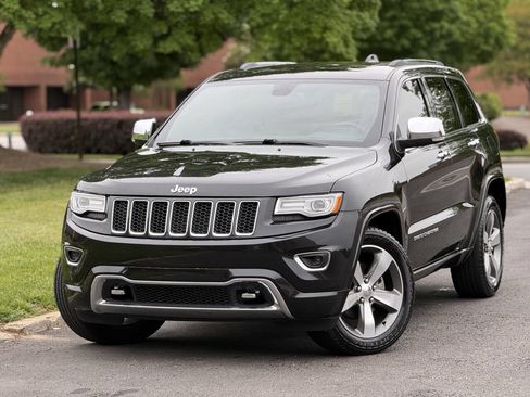 Used 2015 Jeep Grand Cherokee Overland RWD image 1