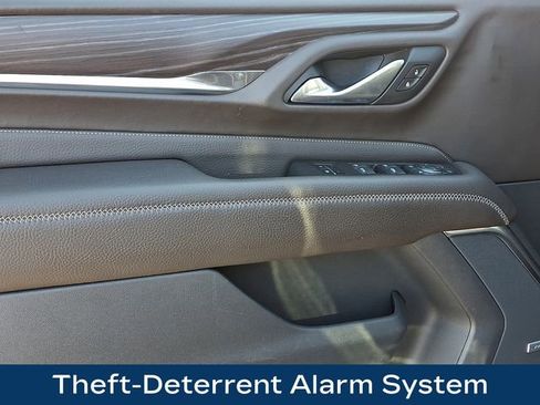 Used 2021 GMC Yukon Denali w/ Denali Premium Package image 18