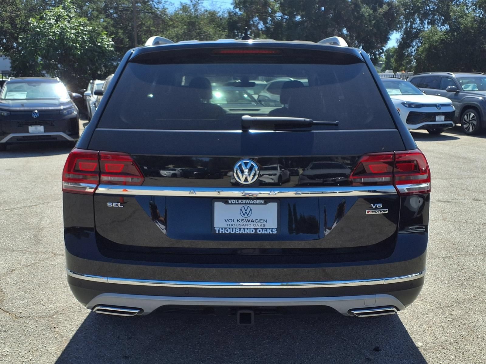 Used 2018 Volkswagen Atlas SEL AWD/4WD image 6
