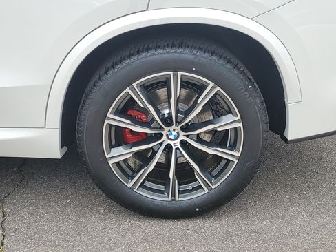 New 2026 BMW X5 xDrive40i w/ M Sport Package AWD/4WD image 28