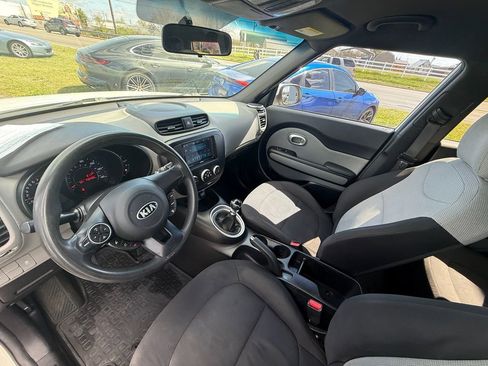 Used 2014 Kia Soul image 14