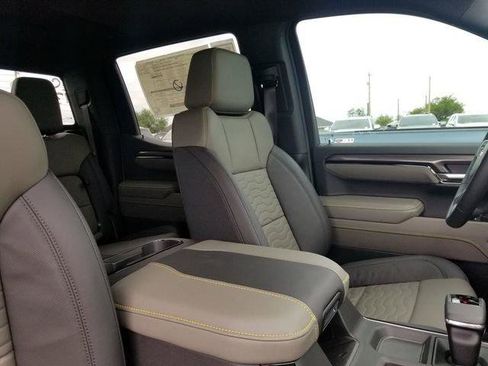 New 2026 Chevrolet Silverado 1500 ZR2 AWD/4WD image 15