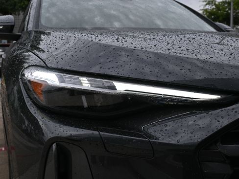 Used 2025 Audi Q5 Premium Plus image 11