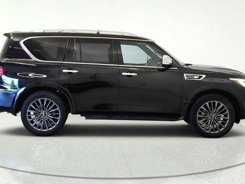 Used 2024 INFINITI QX80 Sensory w/ Cargo Package AWD/4WD image 10