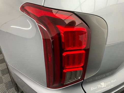 Used 2020 Hyundai Palisade SEL w/ Premium Package FWD image 28