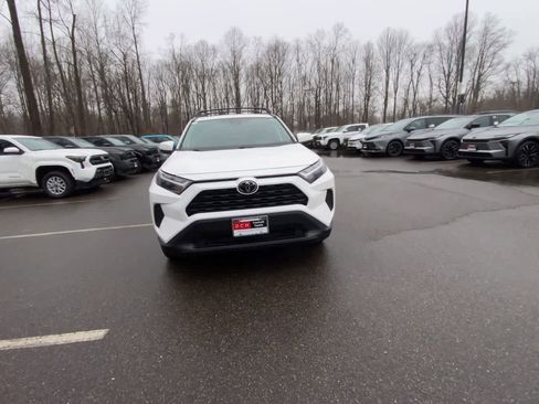 Used 2023 Toyota RAV4 XLE w/ Convenience Package image 6