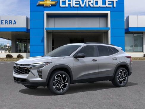 New 2026 Chevrolet Trax RS FWD image 2