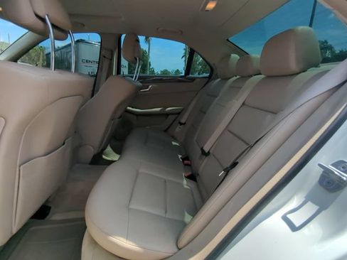 Used 2011 Mercedes-Benz E 350 4MATIC Sedan image 15