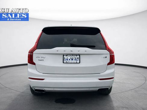 Used 2020 Volvo XC90 T5 Momentum image 6