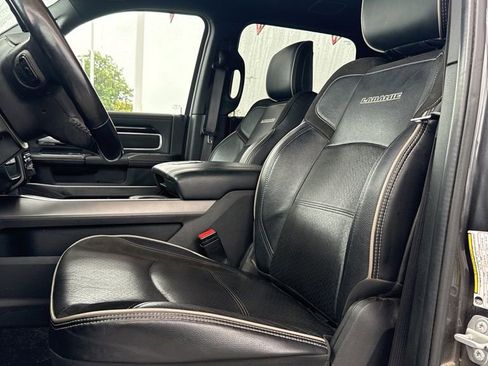 Used 2022 RAM 3500 Laramie image 10