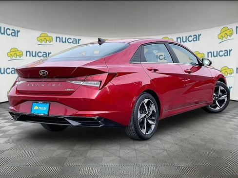 Used 2022 Hyundai Elantra Limited image 6