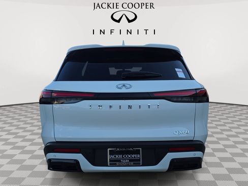 Certified 2025 INFINITI QX60 Pure FWD image 6