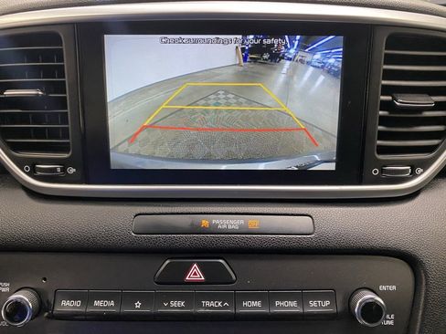 Used 2021 Kia Sportage LX image 39