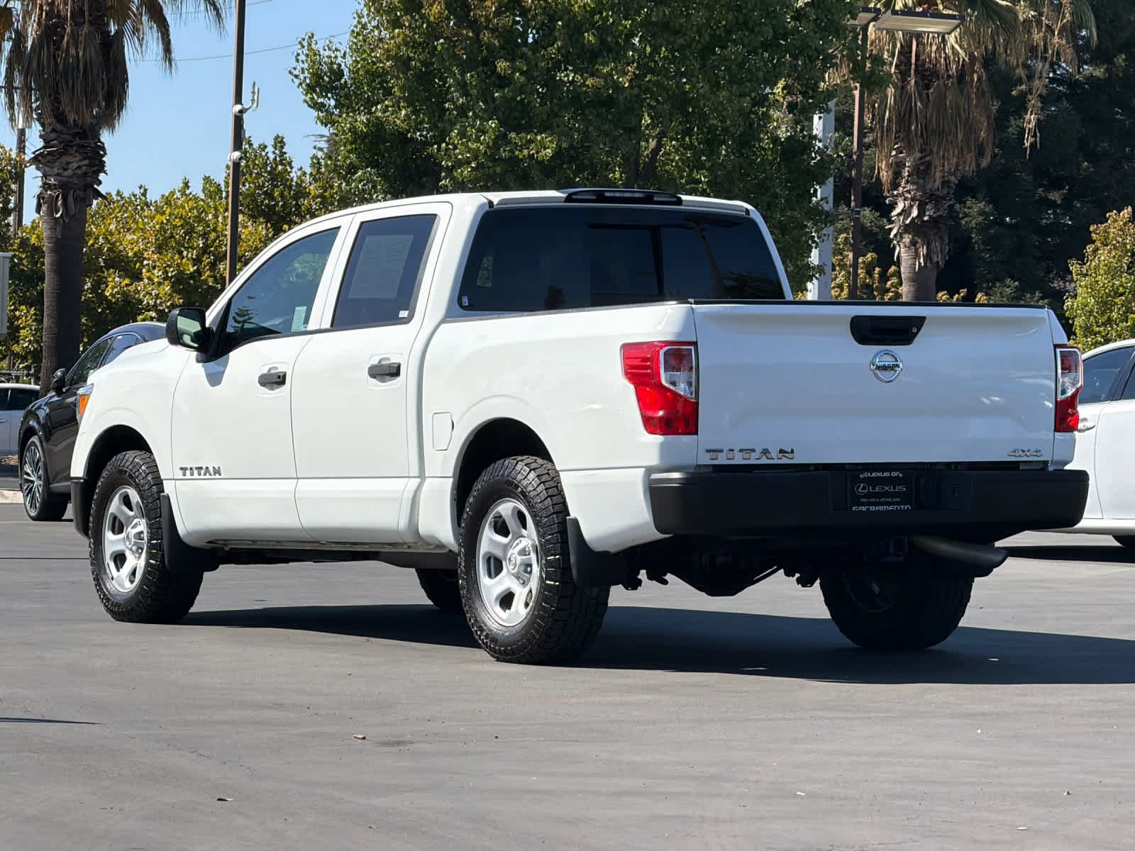 Used 2019 Nissan Titan S AWD/4WD image 7