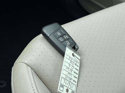 Used 2019 Volkswagen Atlas SE w/ Towing Package image 28